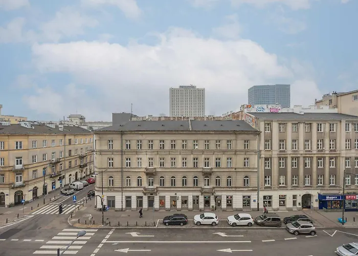 Apartament W Sercu Warszawy Biurko Do Pracy Zdalnej By Noclegi Renters
